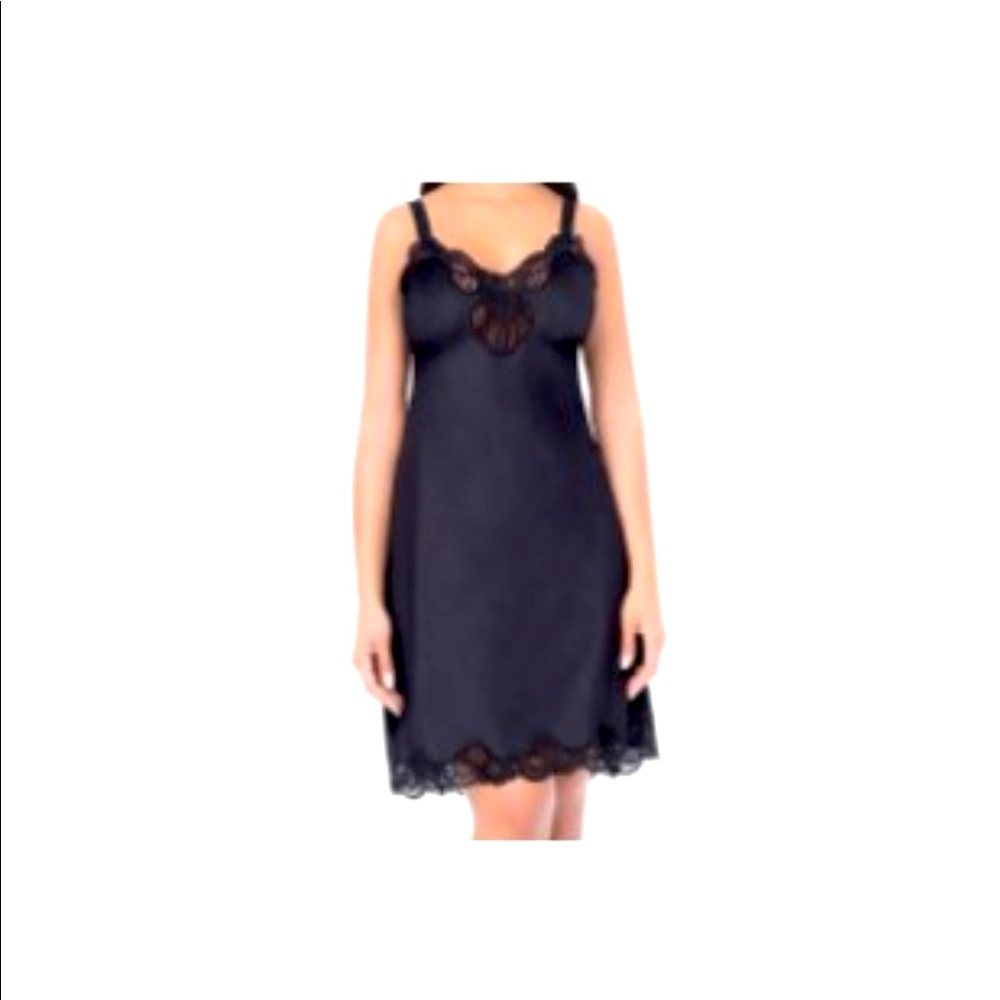 Slip - Black Size 16 US/ 46 UK True To Size